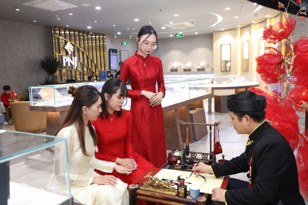 Đong đầy cảm xúc ngày Tết tại sự kiện Điểm xuân của PNJ NEXT - 3 Đong đầy cảm xúc ngày Tết tại sự kiện Điểm xuân của PNJ NEXT - 3