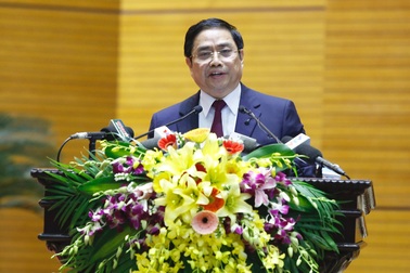 Bố trí lại 5 Uỷ viên Bộ Chính trị: Dân chủ mà không tạo ra… chạy