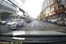 Khoảnh khắc vụ nổ lớn làm rung chuyển thành phố Trung Quốc