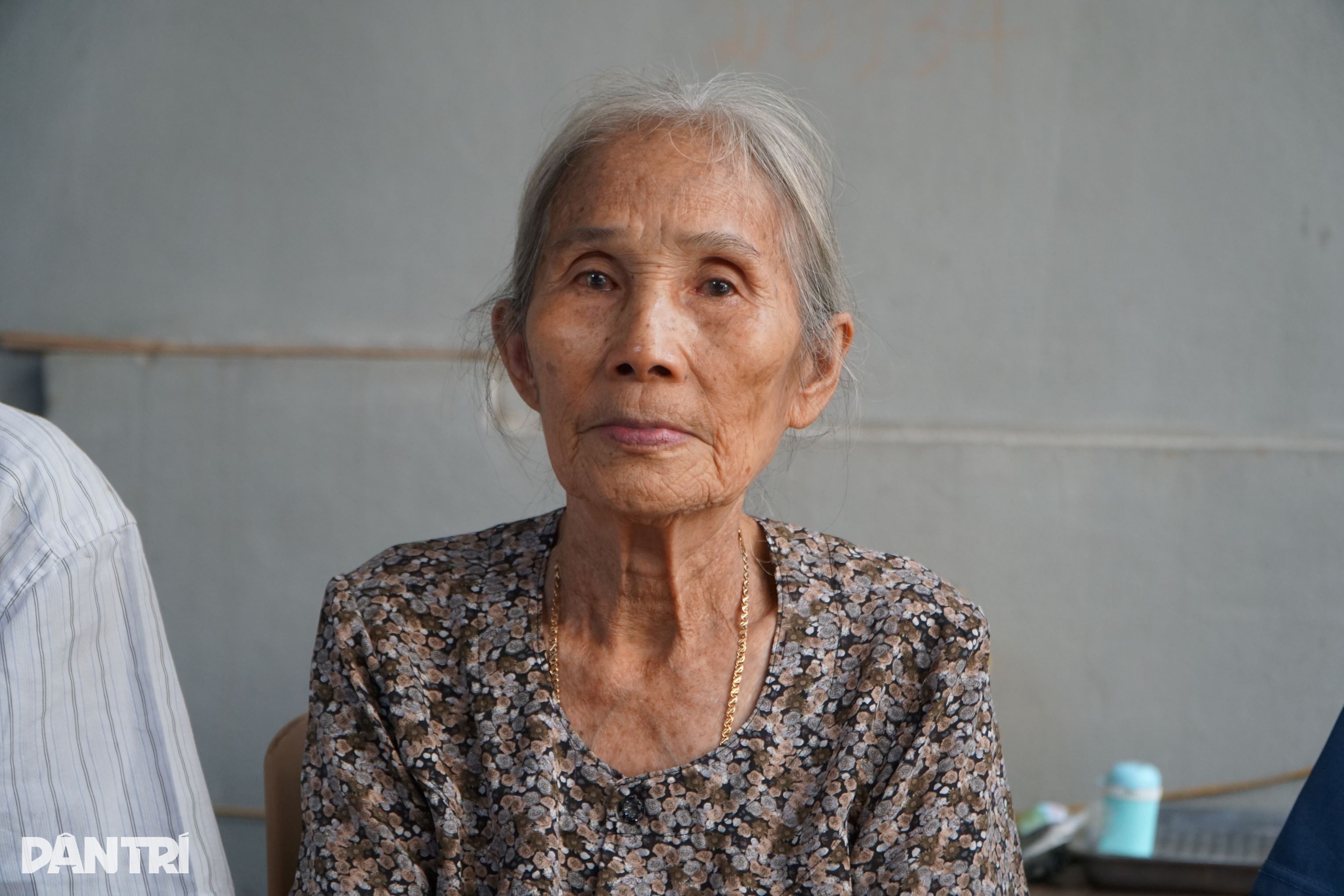 Sự thật bất ngờ về thân phận người đàn ông được nhận làm con nuôi 40 năm - 4 Sự thật bất ngờ về thân phận người đàn ông được nhận làm con nuôi 40 năm - 4