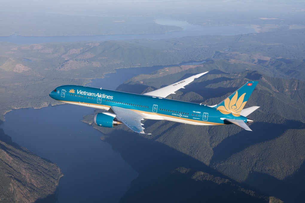 Vietnam Airlines bứt phá kinh doanh mạnh mẽ trong quý III - 2 Vietnam Airlines bứt phá kinh doanh mạnh mẽ trong quý III - 2