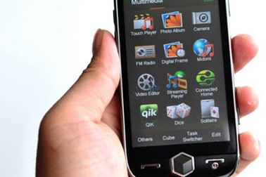 Samsung Omnia 2 “diện kiến” người dùng Việt Nam