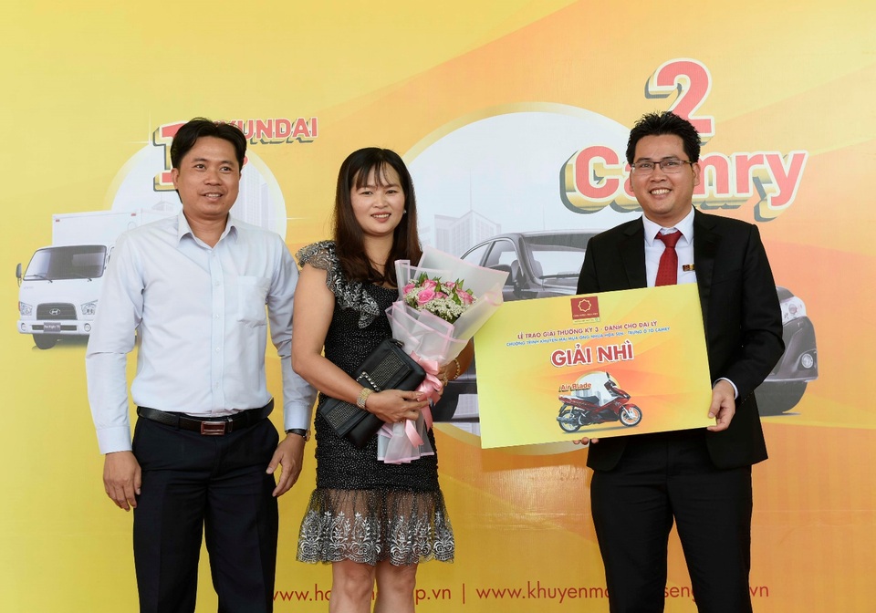Tập đoàn Hoa Sen nhộn nhịp các hoạt động xuất khẩu, khuyến mại đầu năm 2020 - 5 Tập đoàn Hoa Sen nhộn nhịp các hoạt động xuất khẩu, khuyến mại đầu năm 2020 - 5