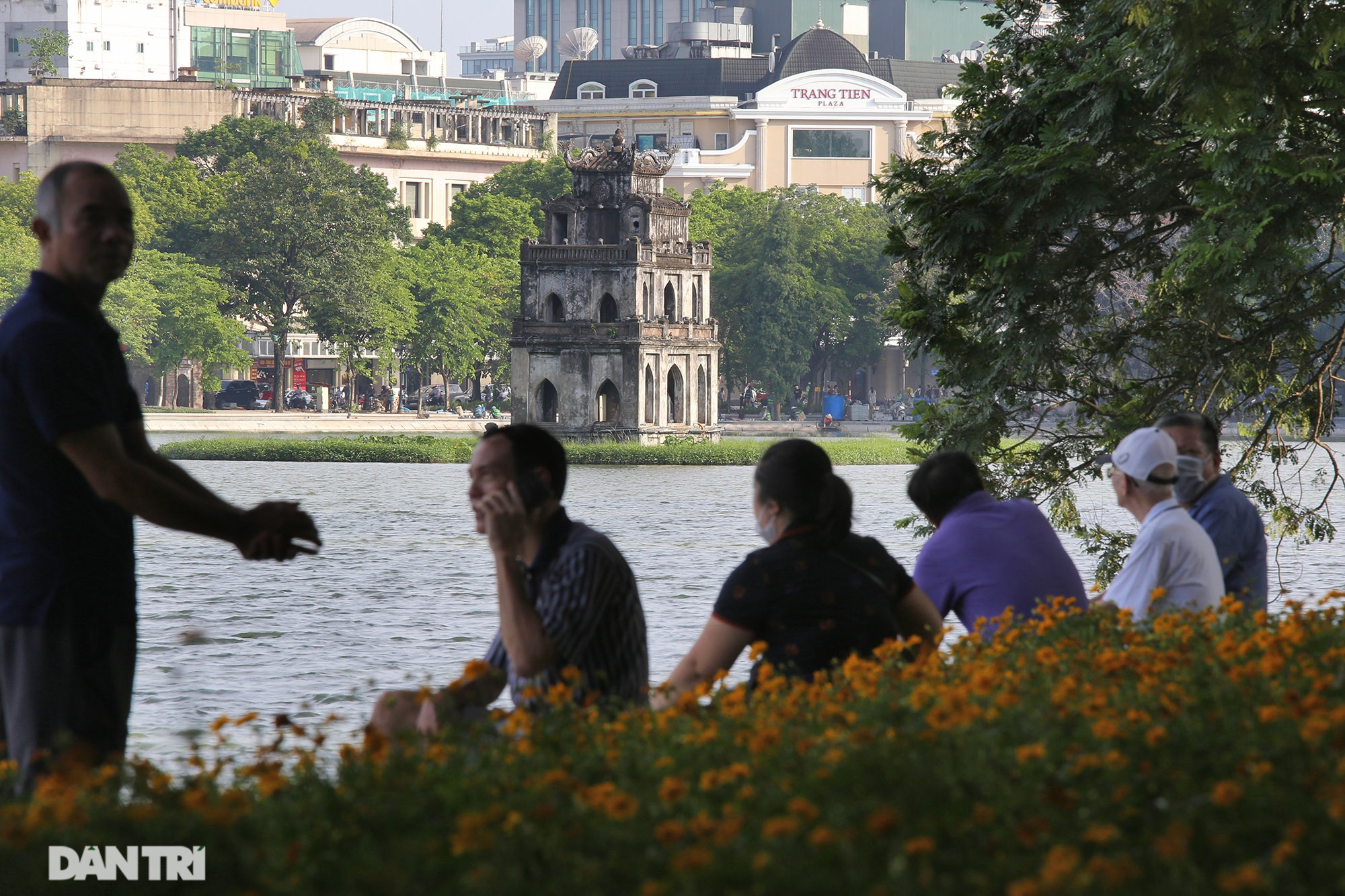 Cảnh sắc Hà Nội trong veo, đẹp nao lòng khi vào thu - 7 Cảnh sắc Hà Nội trong veo, đẹp nao lòng khi vào thu - 7