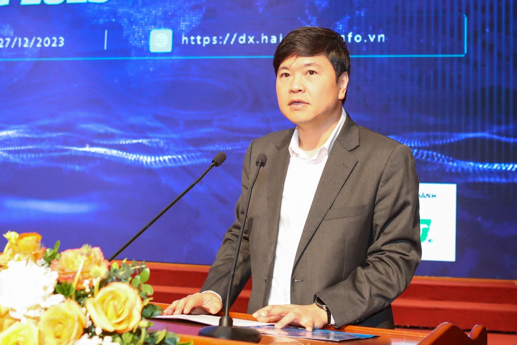 Hải Phòng xử lý gần 1 triệu hồ sơ trực tuyến trong năm 2023 - 1 Hải Phòng xử lý gần 1 triệu hồ sơ trực tuyến trong năm 2023 - 1