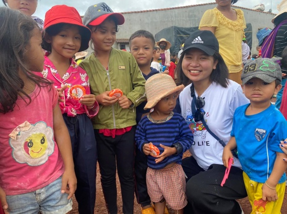 Bigo Live, mang Trung thu đến với huyện nghèo Ea H’leo - 3