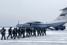 Châu Âu cảnh báo "nóng" khi Nga đưa quân đến Kazakhstan