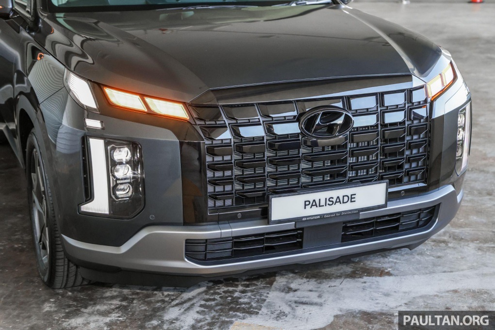 Hyundai Palisade 2023 lộ diện tại Việt Nam, bỏ ngỏ cơ hội đấu Ford Explorer - 2 Hyundai Palisade 2023 lộ diện tại Việt Nam, bỏ ngỏ cơ hội đấu Ford Explorer - 2