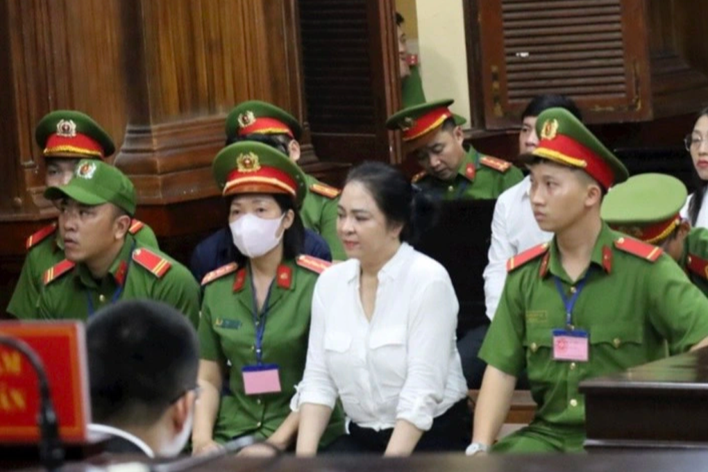 Không có bị cáo nào tới phiên tòa phúc thẩm vụ Nguyễn Phương Hằng - 1 Không có bị cáo nào tới phiên tòa phúc thẩm vụ Nguyễn Phương Hằng - 1