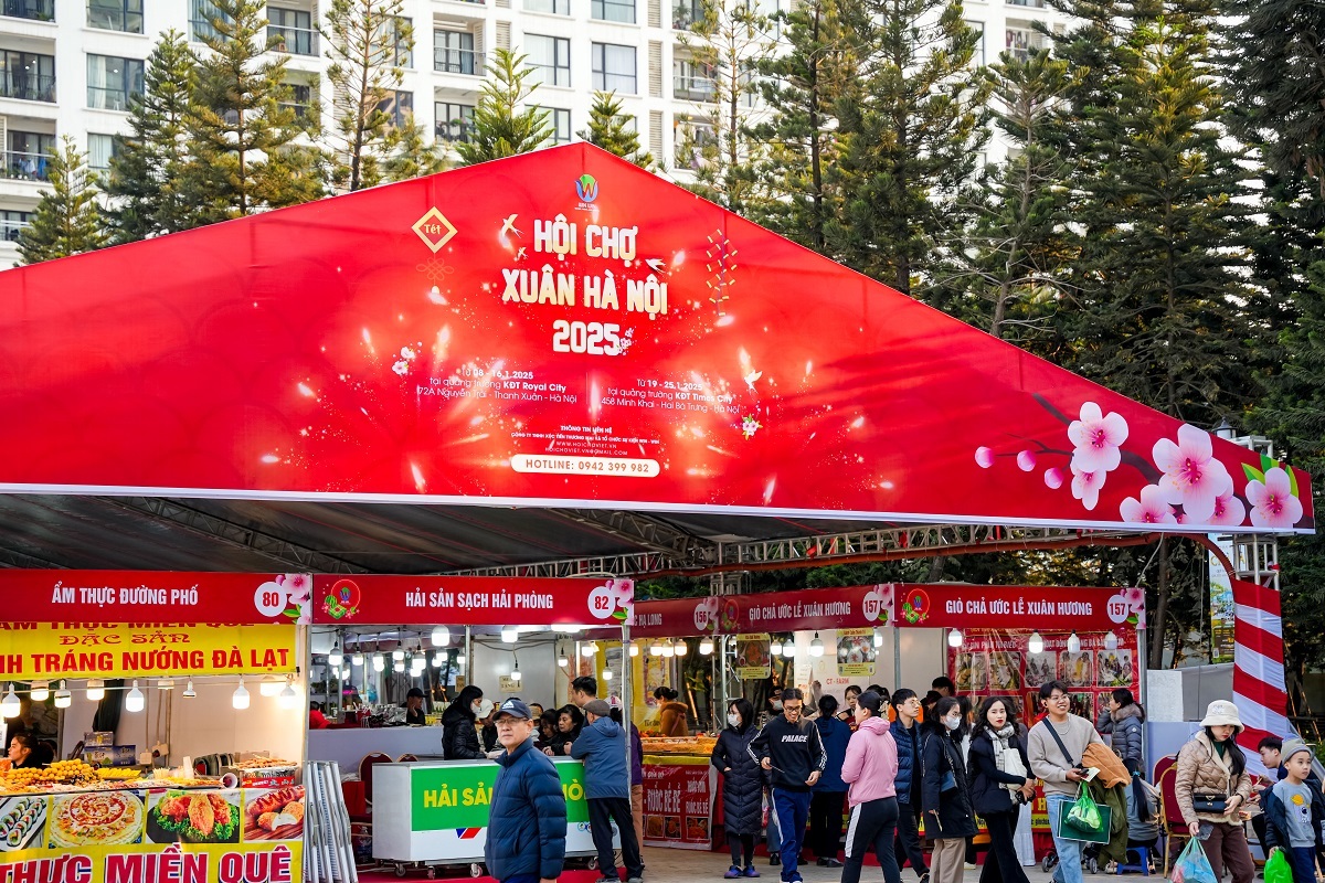 ស្វាគមន៍ឆ្នាំពស់ឆ្នាំ 2025 នៅ Vincom: ស្វាគមន៍ខ្ញុំថ្មី - ពិធីបុណ្យនិទាឃរដូវដ៏រីករាយ - 4 Đón Tết Ất Tỵ 2025 tại Vincom: Vui chào tôi mới - Hội Xuân phơi phới - 4