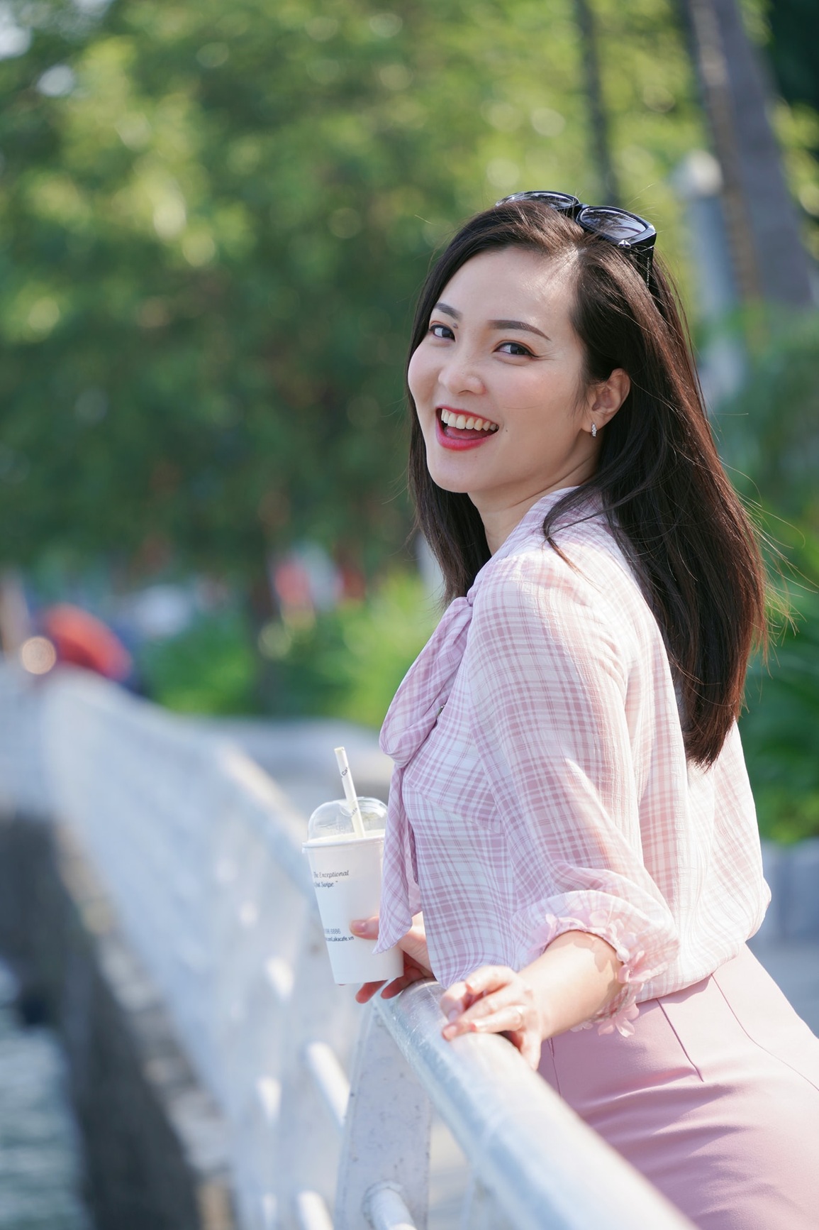 BTV Phương Thảo nói gì khi chính thức trở lại dẫn bản tin Thời sự VTV? - 4 BTV Phương Thảo nói gì khi chính thức trở lại dẫn bản tin Thời sự VTV? - 4