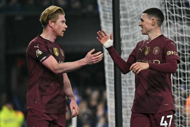 Man City thắng tưng bừng 6-0 trên sân Ipswich