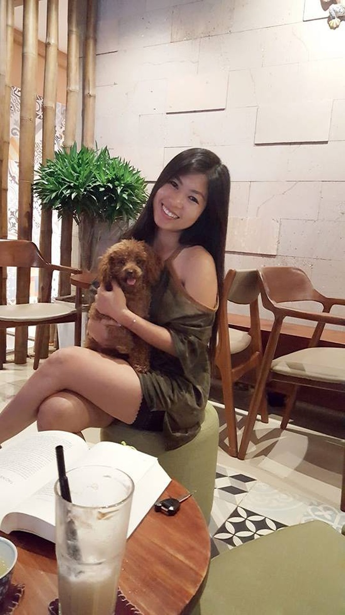 Bí quyết sống tối giản của cô gái Sài Gòn: Quần áo luôn dưới 10 bộ, chỉ có 3 đôi giày, không dùng sữa rửa mặt, kem chống nắng và "tối giản" cả người yêu! - Ảnh 9. Bí quyết sống tối giản của cô gái Sài Gòn: Quần áo luôn dưới 10 bộ, chỉ có 3 đôi giày, không dùng sữa rửa mặt, kem chống nắng và "tối giản" cả người yêu! - Ảnh 9.