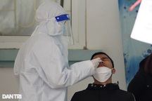 Gần 167.000 ca Covid-19 mới, Hà Nội vượt 800.000 bệnh nhân
