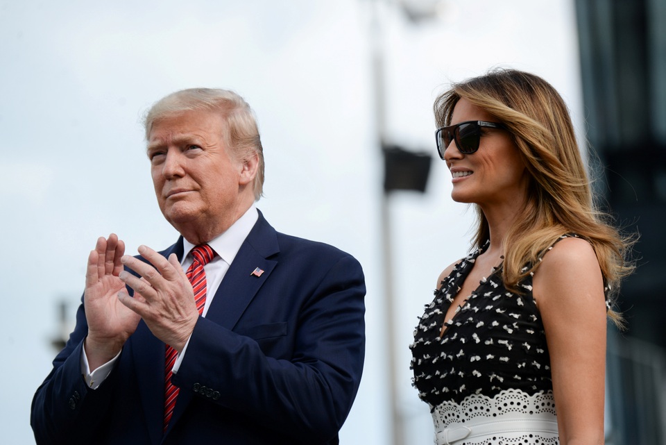 Xe quái thú, chuyên cơ của ông Trump xuất hiện tại thánh địa xe đua - 6 Xe quái thú, chuyên cơ của ông Trump xuất hiện tại thánh địa xe đua - 6
