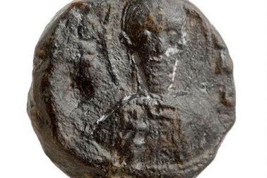 Tìm thấy dấu niêm phong quý hiếm 800 tuổi 