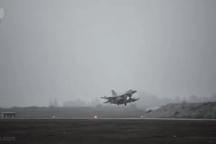 Hơn 200 chiến đấu cơ Israel tấn công Iran