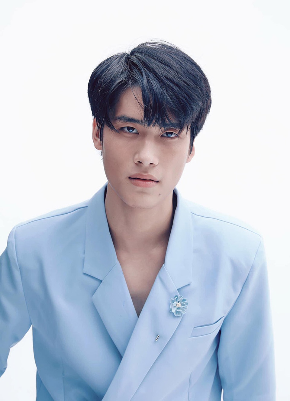 Nam chính trong MV mới của Mỹ Tâm là “hot boy bóng chuyền” cao 1m95 - 5 Nam chính trong MV mới của Mỹ Tâm là “hot boy bóng chuyền” cao 1m95 - 5