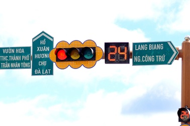 Giao thông Đà Lạt sau khi mất "danh hiệu" thành phố không đèn đỏ