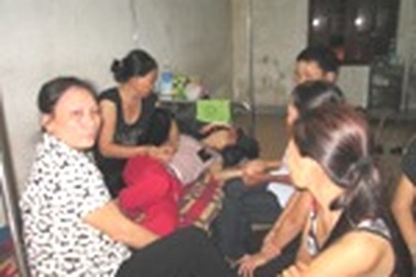 Nữ sinh bị bắt cóc, cạo đầu, đánh đập đến ngất xỉu