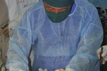 Tái tạo dương vật bị mất từ khi 4 tháng tuổi vì chó cắn