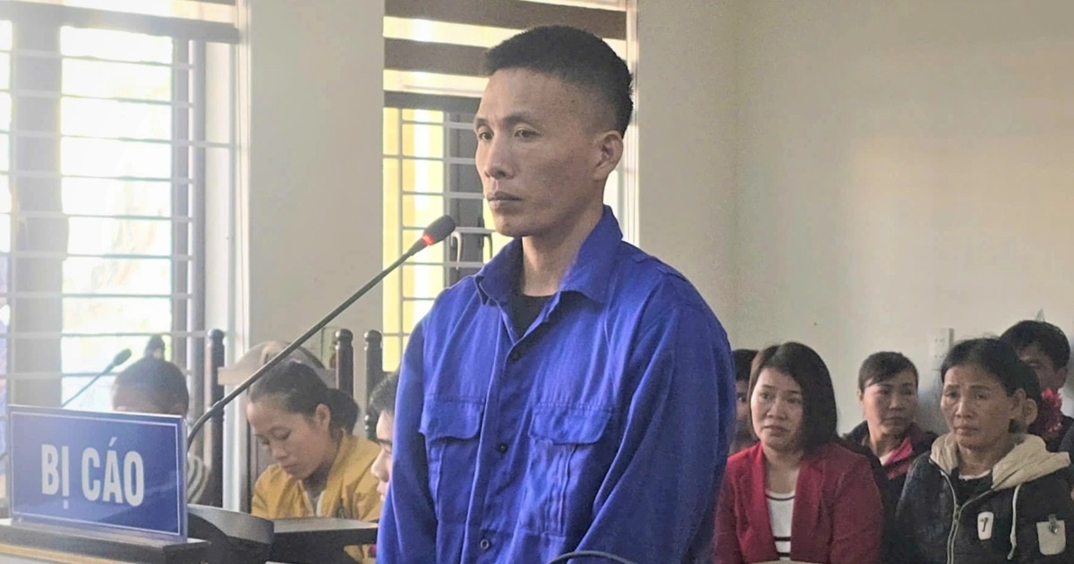 Cha dượng dùng búa đinh đánh vào đầu bé gái lớp 5 lĩnh 21 tháng tù