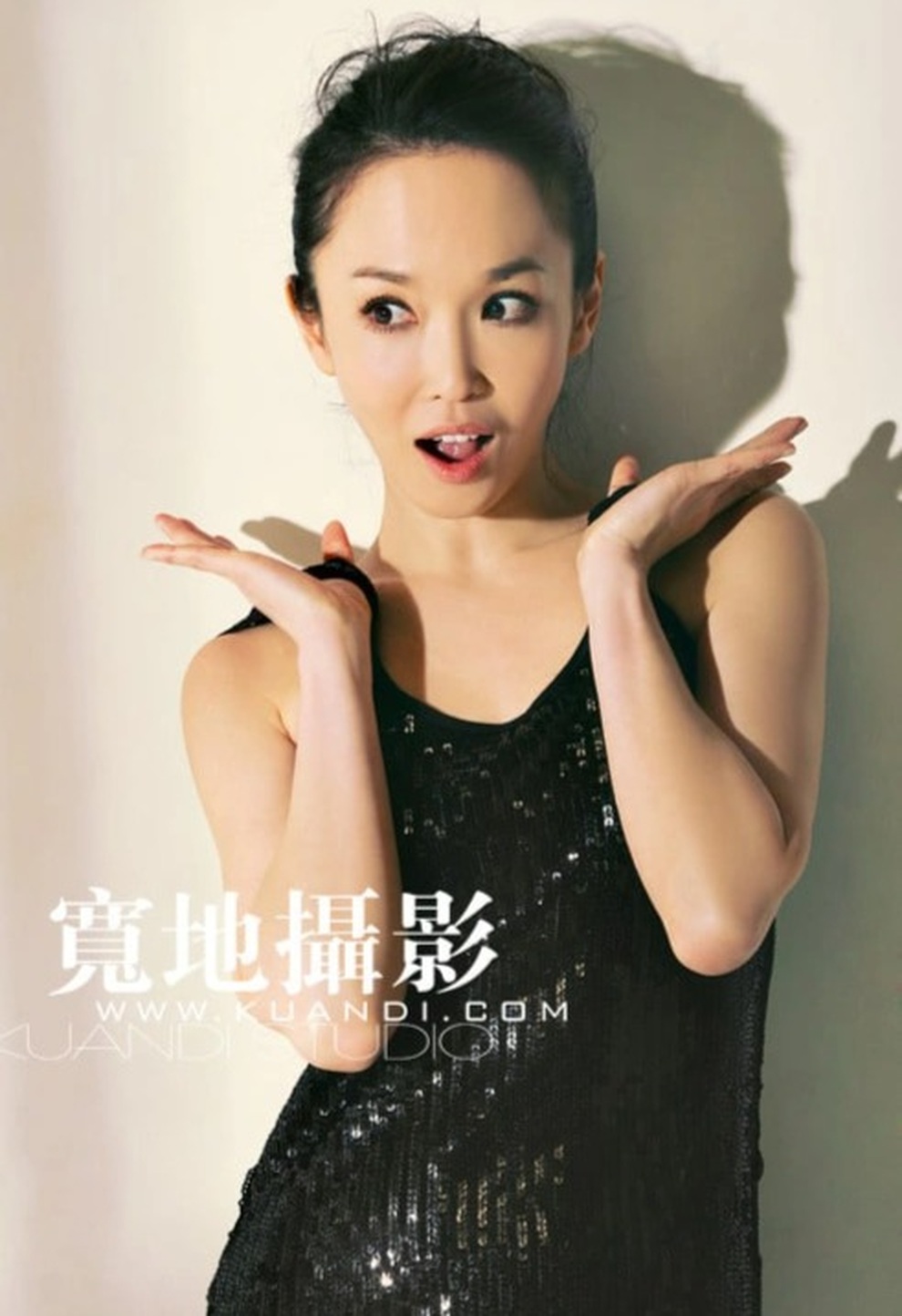 Làn da căng bóng đáng nể của quốc bảo nhan sắc Singapore Phạm Văn Phương - 3