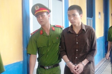 “Cõng rắn cắn gà nhà”, cướp đi gần 3 tỷ đồng