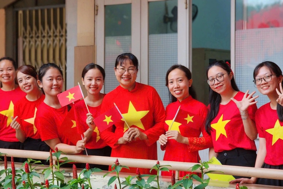 Đón lễ khai giảng chưa từng có trong lịch sử: “Con nhất quyết phải dự” - 4 Đón lễ khai giảng chưa từng có trong lịch sử: “Con nhất quyết phải dự” - 4