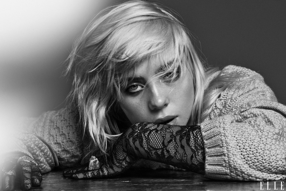 Nữ ca sĩ Billie Eilish mất 100.000 fan vì bức ảnh khoe vòng một - 10 Nữ ca sĩ Billie Eilish mất 100.000 fan vì bức ảnh khoe vòng một - 10