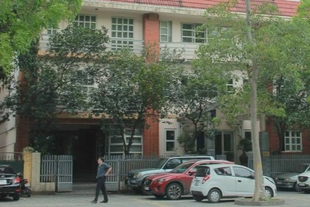 Bắt tạm giam nguyên Viện trưởng Viện Nghiên cứu và Phát triển SENA - 1 Bắt tạm giam nguyên Viện trưởng Viện Nghiên cứu và Phát triển SENA - 1