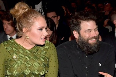 Adele không chi tiền cho chồng cũ