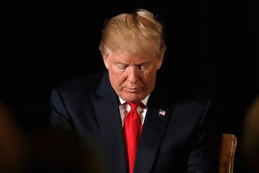 Quỹ từ thiện của ông Donald Trump giải tán