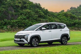 Cùng tầm tiền, chọn Hyundai Stargazer X hay Mitsubishi Xpander?