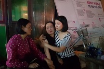 Vụ học sinh bị bỏ quên trên xe đưa đón: Xe chưa đăng ký kinh doanh