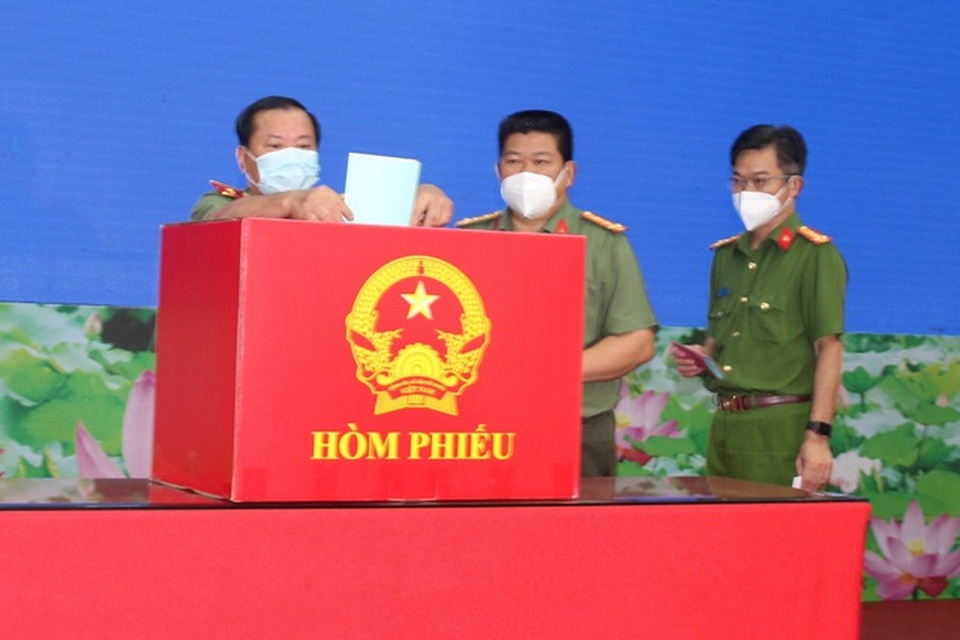 Tìm cho đúng, bầu cho trúng người đại diện - 1 Tìm cho đúng, bầu cho trúng người đại diện - 1