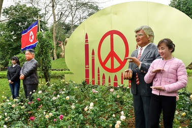 Độc đáo tượng 2 nhà lãnh đạo Mỹ - Triều tại Ba Vì