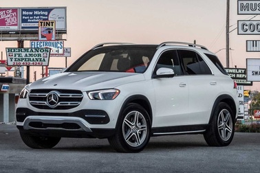 Mercedes-Benz gặp rắc rối với hệ thống khung gầm của GLE và GLS