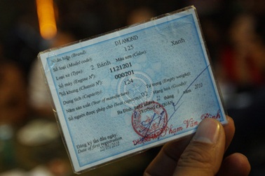 Thủ tục sang tên xe máy khác tỉnh, qua nhiều đời chủ