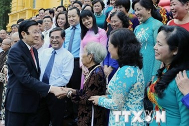 Chủ tịch nước gặp mặt 120 điển hình dân vận khéo TP.HCM