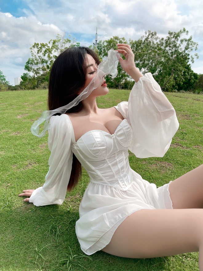 Hot girl 1 triệu fans: 20 tuổi mua nhà 7 tỷ đồng, đau đầu vì bị mạo danh - 16 Hot girl 1 triệu fans: 20 tuổi mua nhà 7 tỷ đồng, đau đầu vì bị mạo danh - 16