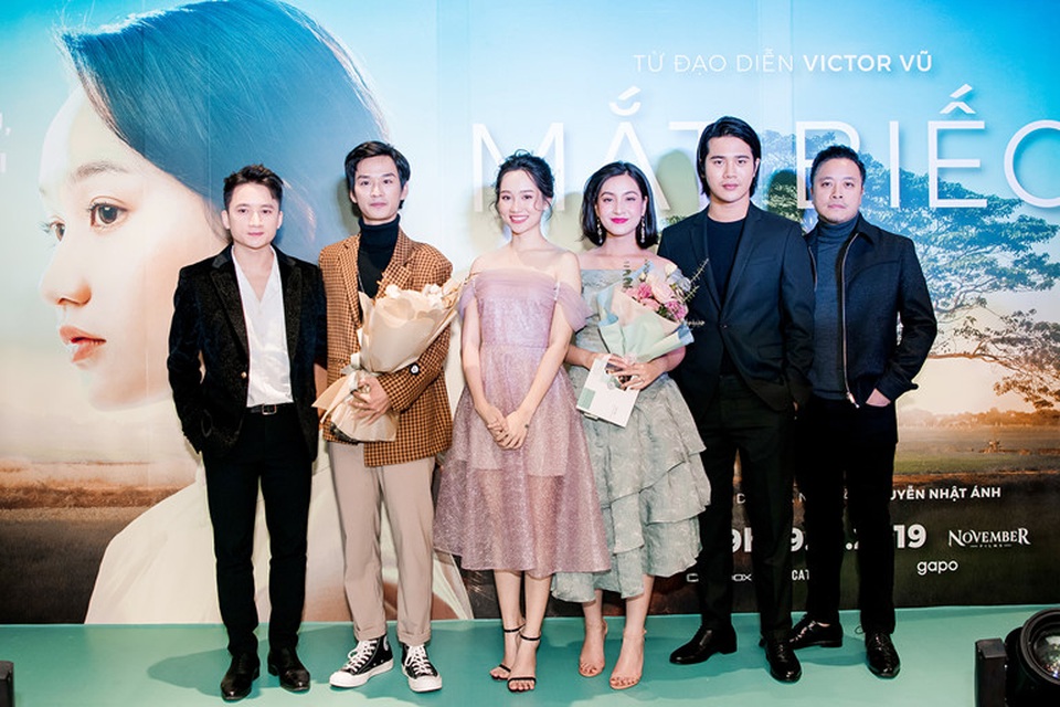 Victor Vũ: “Tình yêu thời học trò của tôi rất thê thảm và bi kịch” - 2 Victor Vũ: “Tình yêu thời học trò của tôi rất thê thảm và bi kịch” - 2