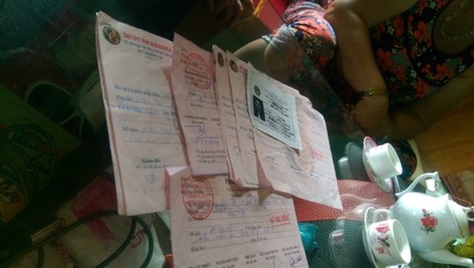 Hang ngan nan nhan tan cua, nat nha vi sap bay 'da cap Phuc Gia Bao 68' - Anh 2