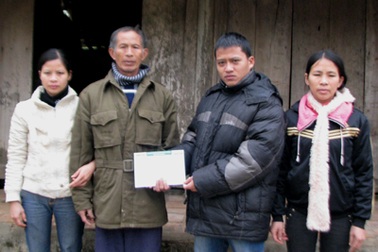 Quà bạn đọc đến với cô sinh viên nghèo mắc bệnh ung thư