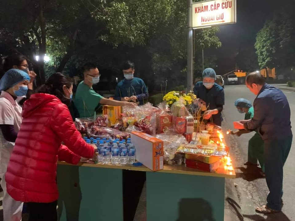 Tết đặc biệt ở Bệnh viện dã chiến - 4 Tết đặc biệt ở Bệnh viện dã chiến - 4