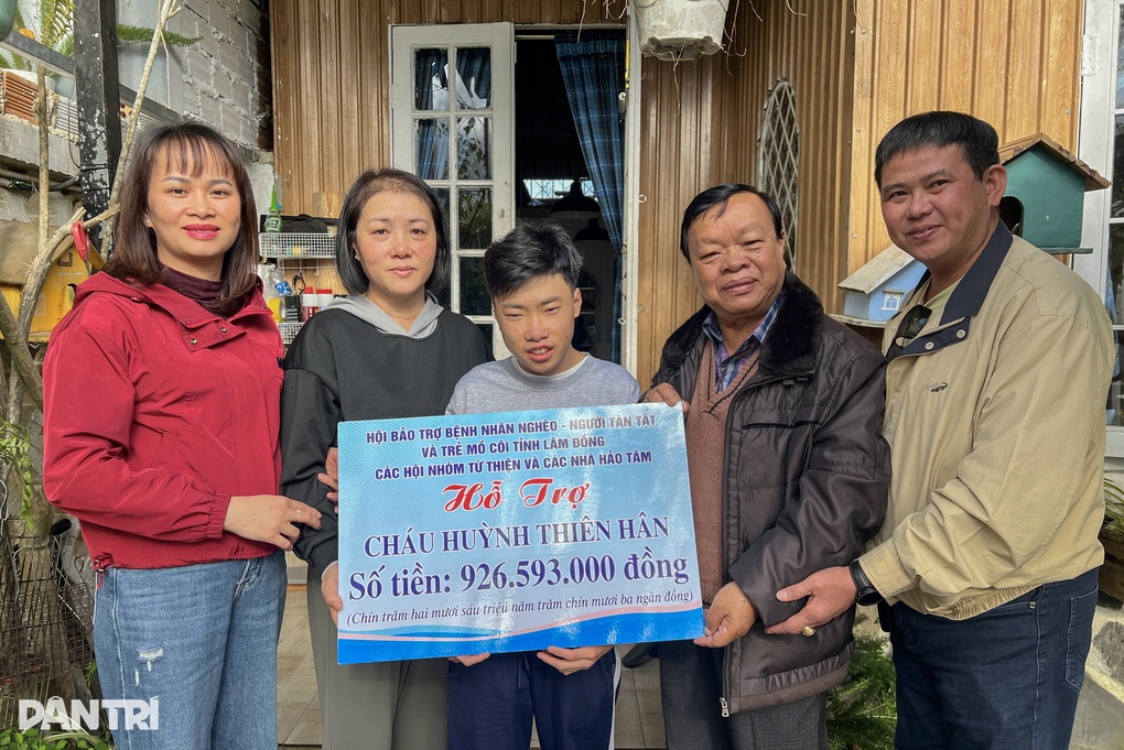 Bạn đọc hỗ trợ gia đình chị Đinh Thị Bích Ngọc ở Lâm Đồng gần 1,9 tỷ đồng - 3 Bạn đọc hỗ trợ gia đình chị Đinh Thị Bích Ngọc ở Lâm Đồng gần 1,9 tỷ đồng - 3