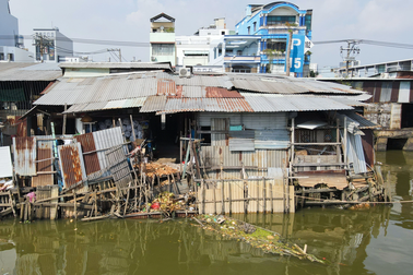 Hơn 1.000 căn nhà chuẩn bị di dời để cải tạo bờ Bắc kênh Đôi