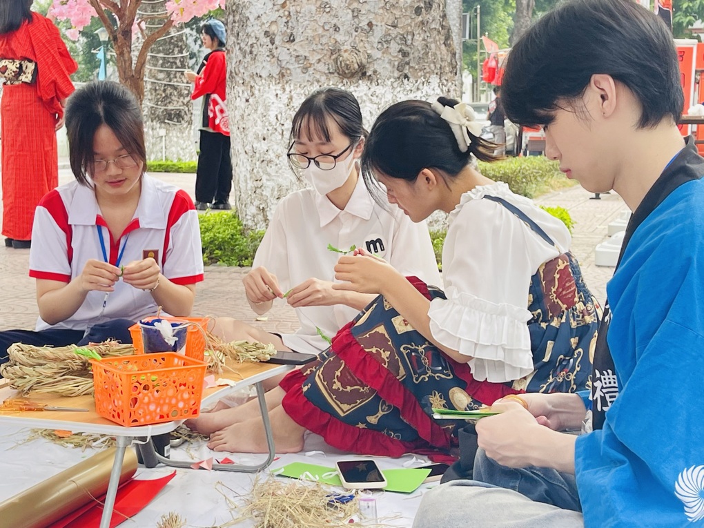 Nguồn nhân lực tiếng Nhật là cầu nối giữa hai quốc gia - 3 Nguồn nhân lực tiếng Nhật là cầu nối giữa hai quốc gia - 3