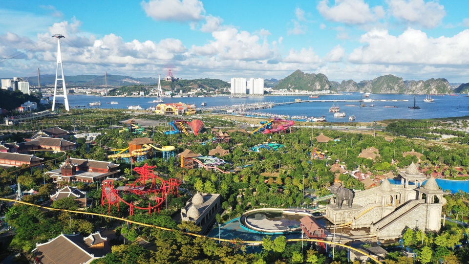 Bất động sản Quảng Ninh: Sức bật từ hệ sinh thái - 3 Bất động sản Quảng Ninh: Sức bật từ hệ sinh thái - 3