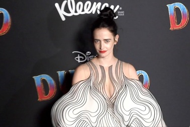 Eva Green dự ra mắt phim Dumbo